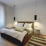 Cave Design Apartment Pula